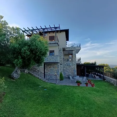 The Panorama - Enjoy 1 Bedroom 1 Bath - Parking *